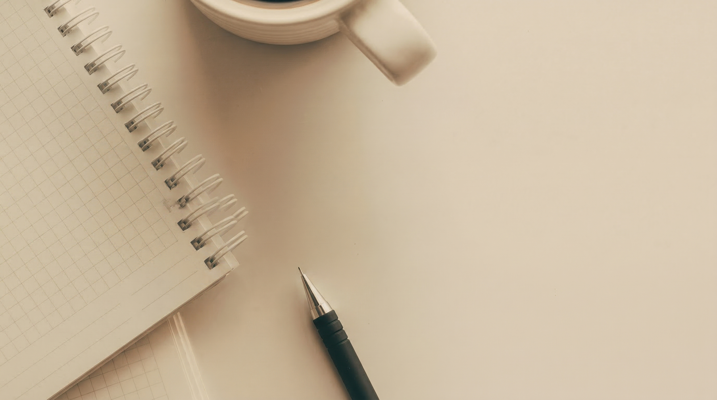 Content writing notebook and pen